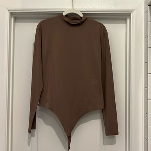 Babaton contour mock neck body suit, size XL, NWT